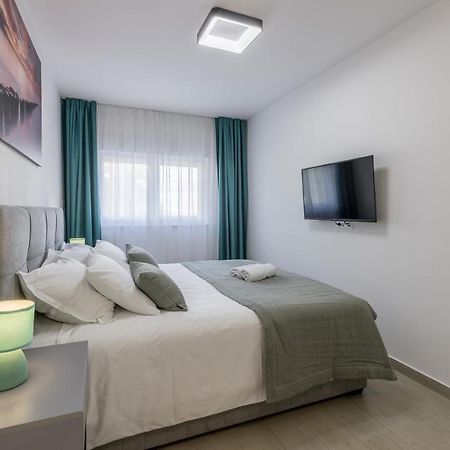 Luxury Apartments Katarina คาชเตลา ภายนอก รูปภาพ